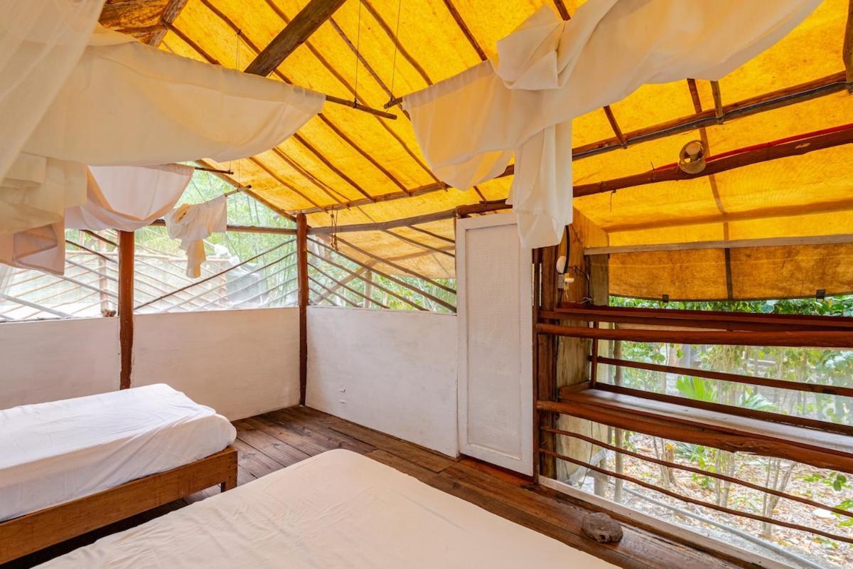 Zapote En Rancho Jaguares Jungle Retreat Acampamento Tulum